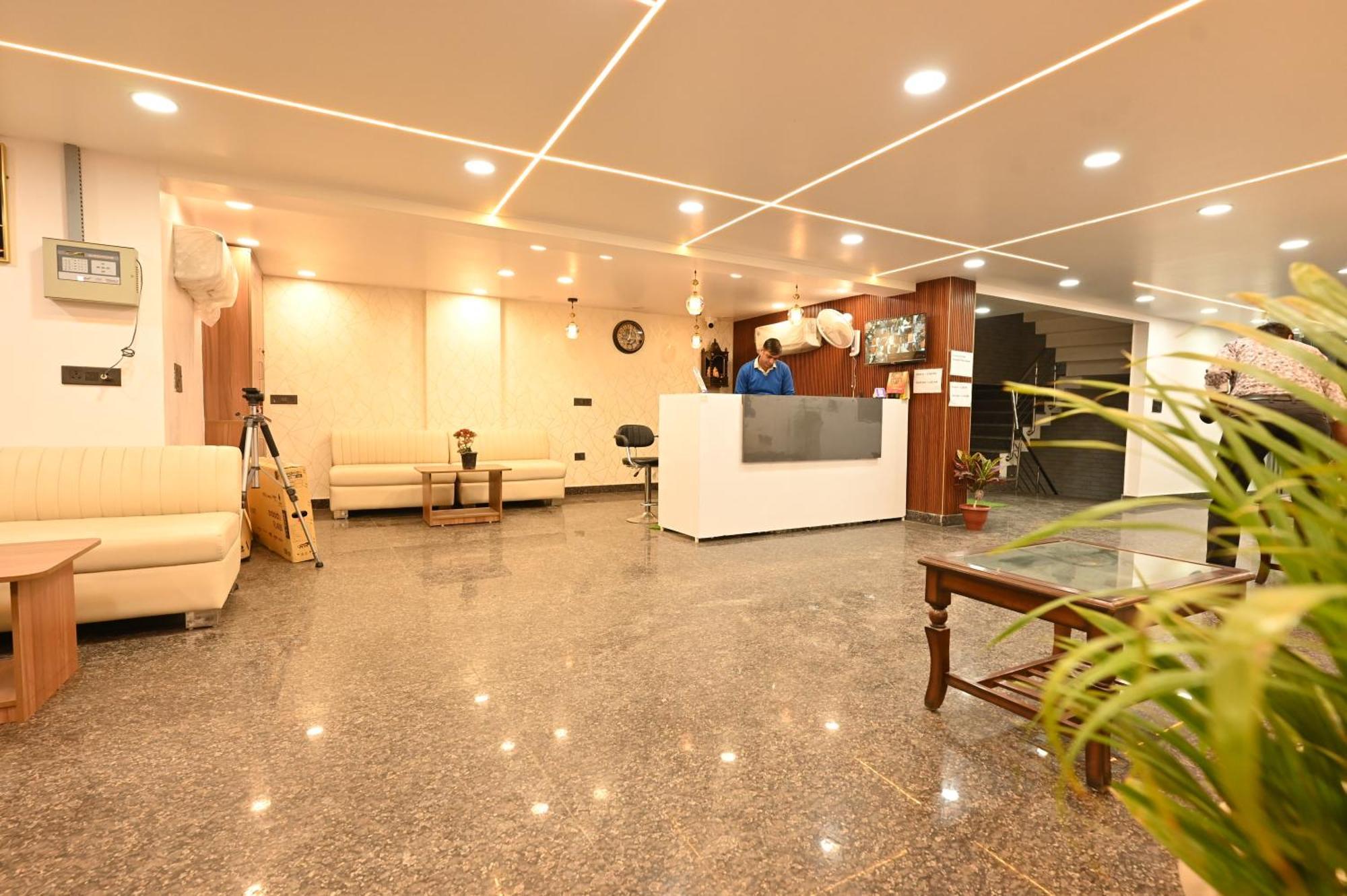 Hotel Down Town Paschim Vihar Delhi Kültér fotó