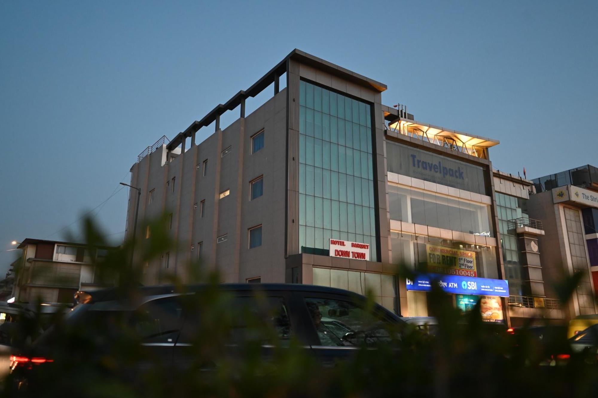 Hotel Down Town Paschim Vihar Delhi Kültér fotó