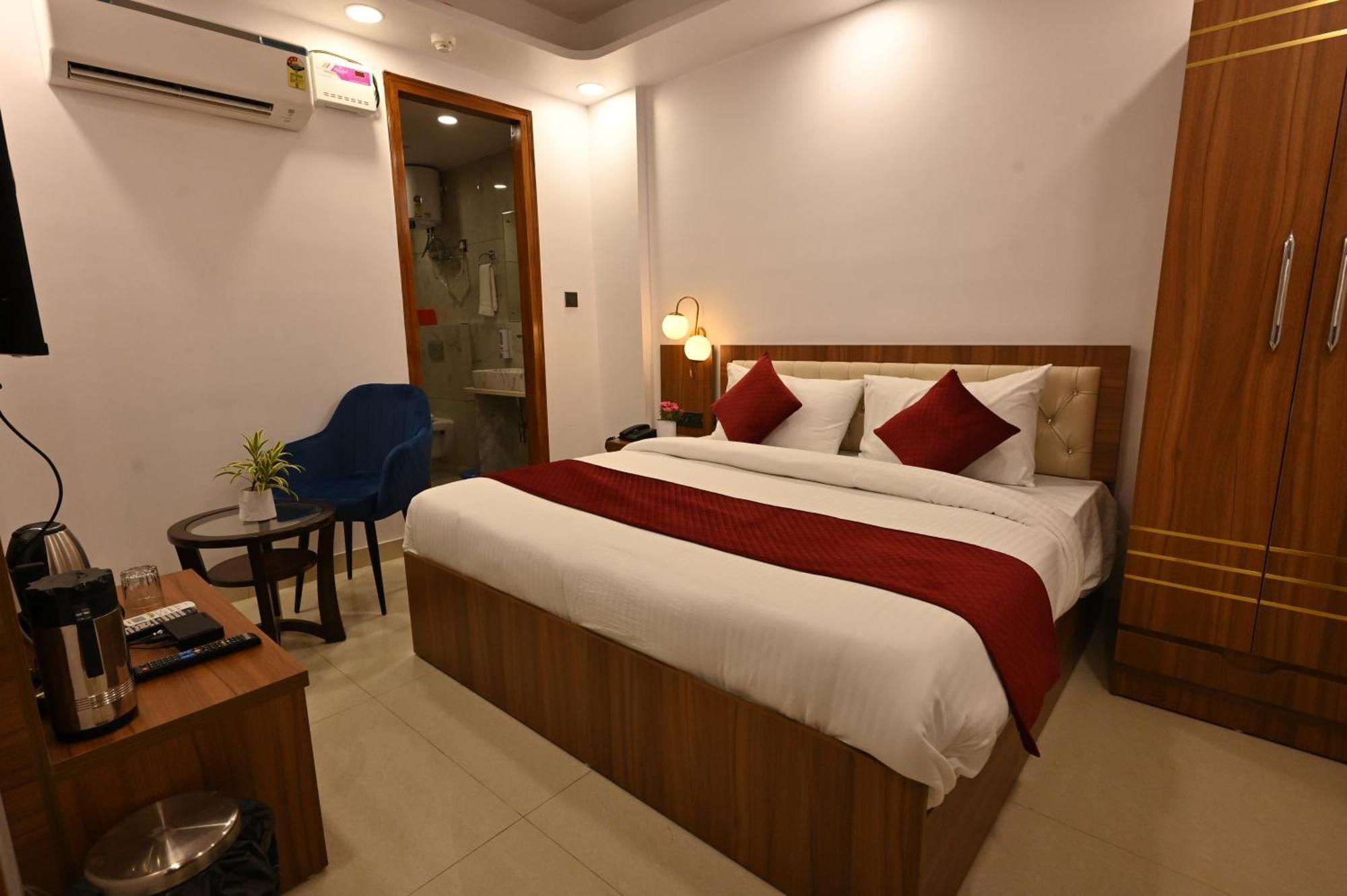 Hotel Down Town Paschim Vihar Delhi Kültér fotó