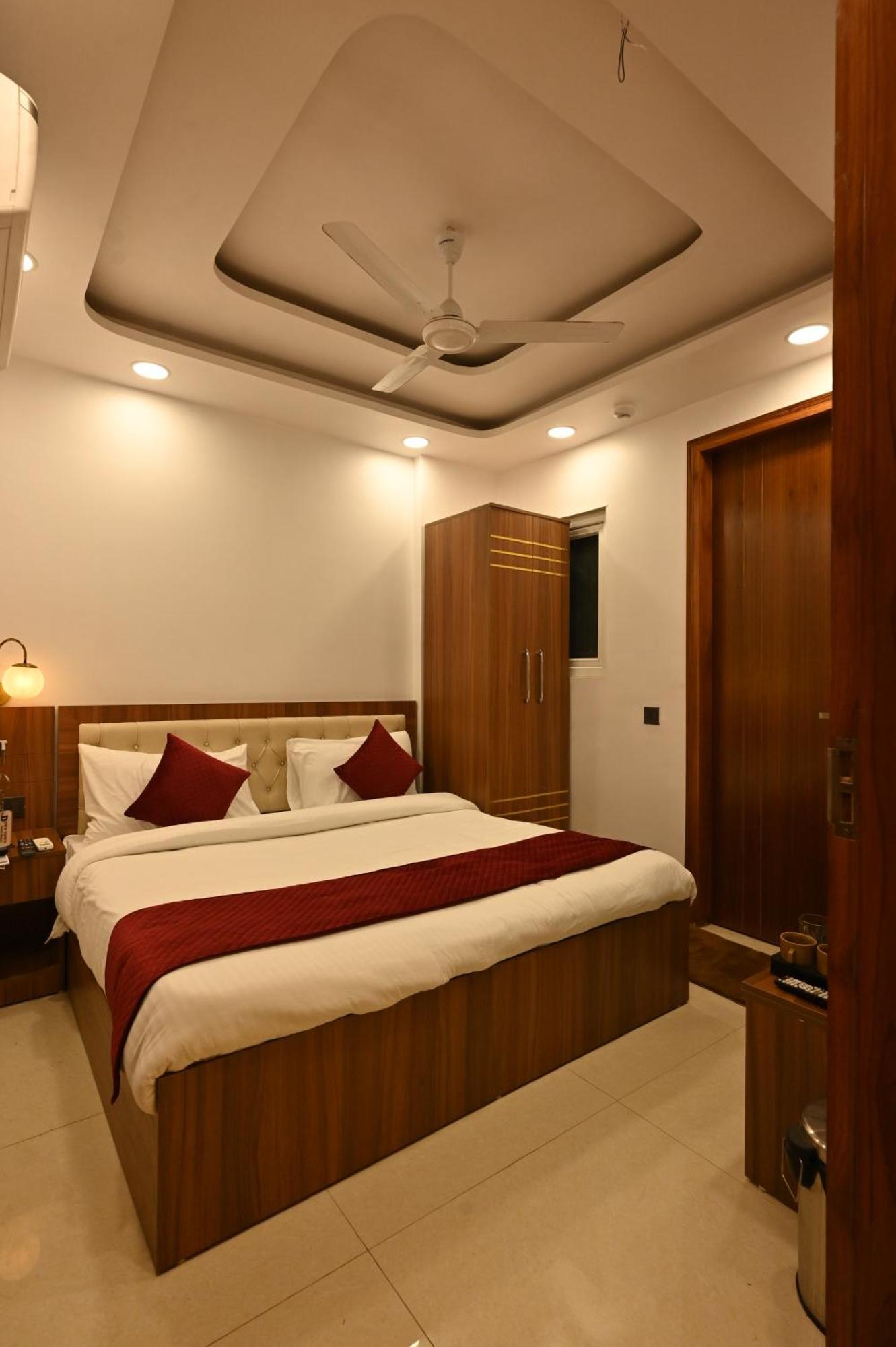 Hotel Down Town Paschim Vihar Delhi Kültér fotó
