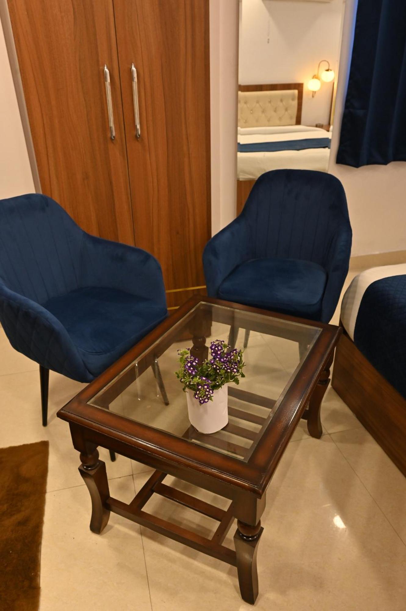 Hotel Down Town Paschim Vihar Delhi Kültér fotó