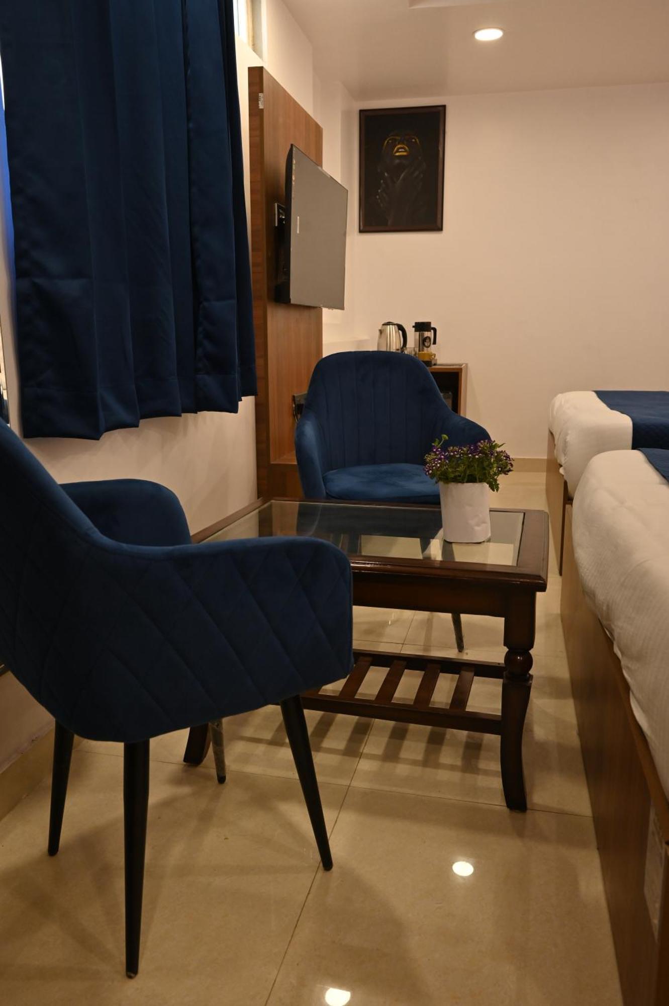 Hotel Down Town Paschim Vihar Delhi Kültér fotó