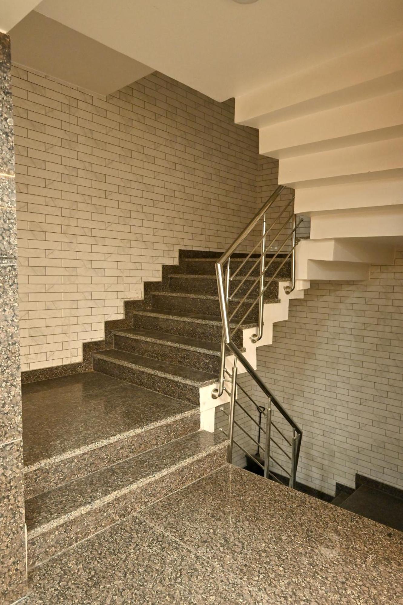 Hotel Down Town Paschim Vihar Delhi Kültér fotó